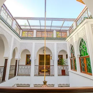 Guest house Mandana &